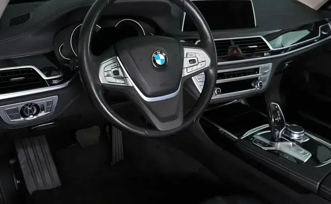 BMW 7 серии