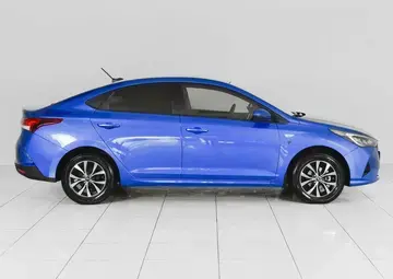 Hyundai Solaris Вид 4