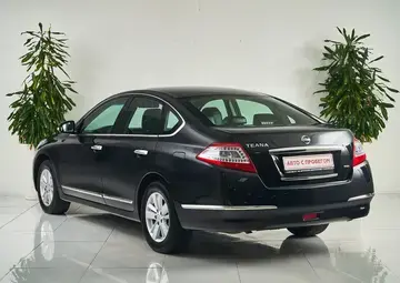 Nissan Teana Вид 4