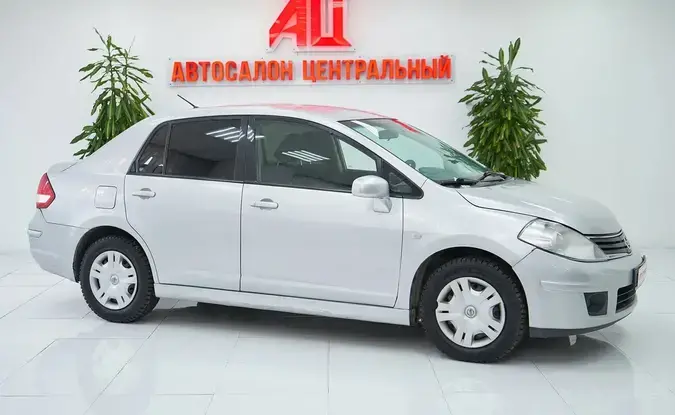 Nissan Tiida