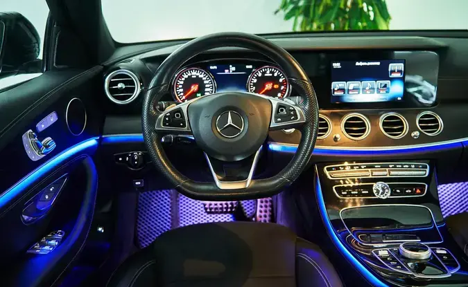 Mercedes benz E-Класс