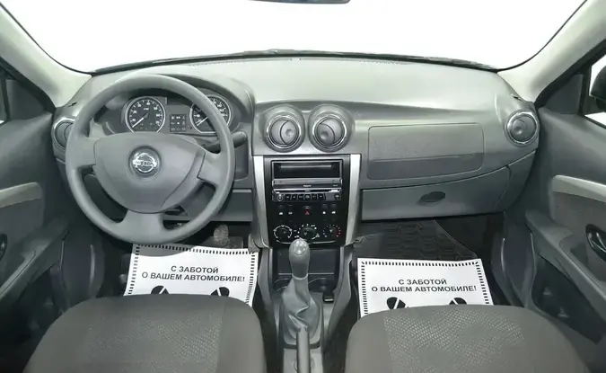 Nissan Almera