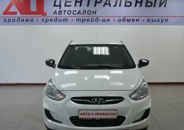 Hyundai Solaris Вид 2