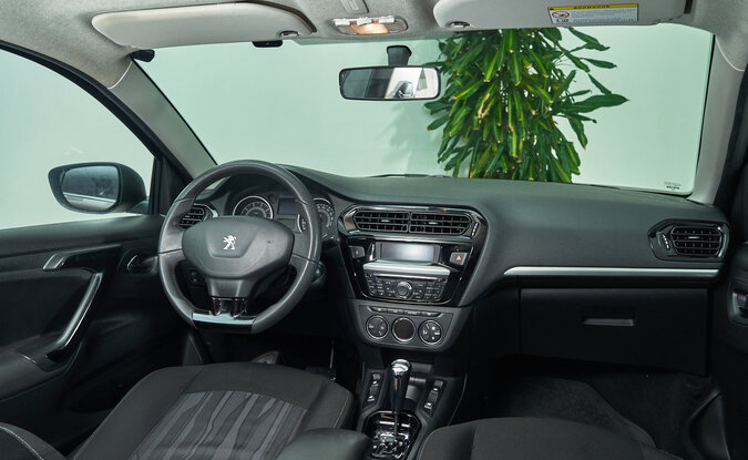 Peugeot 301