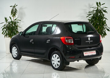 Renault Sandero Вид 5