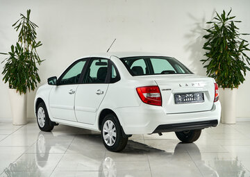 Lada Granta Вид 5