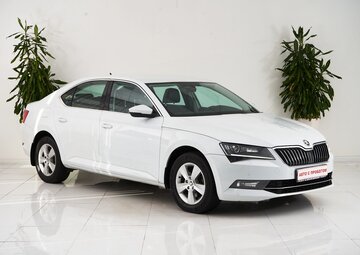 Skoda Superb Вид 3