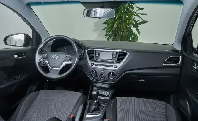 Hyundai Solaris
