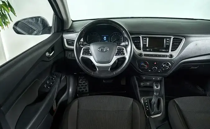Hyundai Solaris